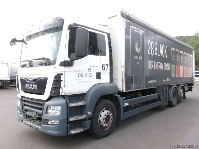 Nákladné auto s plochou korbou a plachtou MAN 26.360 TGs*9 m SafeServer*2,5 to LBW*Lift/Lenk