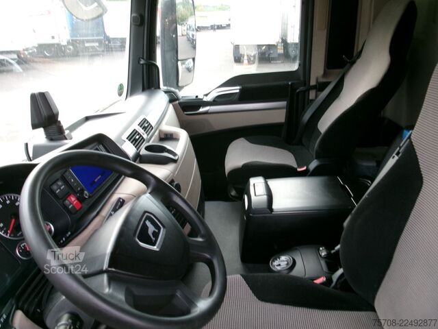 Nákladné auto s plochou korbou a plachtou MAN 26.360 TGs*9 m SafeServer*2,5 to LBW*Lift/Lenk