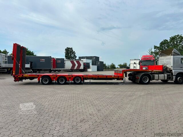 Semirimorchio ribassato KÄSSBOHRER tele Tieflader mit hydr. Schwanenhals