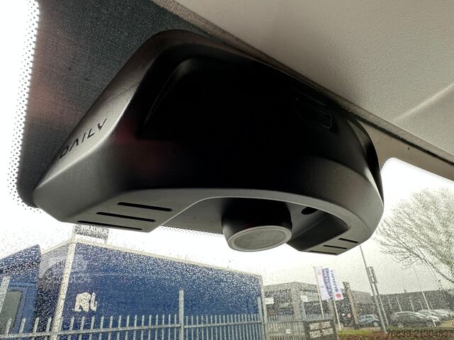 Fourgon tôlé Iveco Daily 35S18