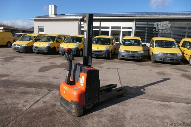 Hochhubwagen bt SWE 080L