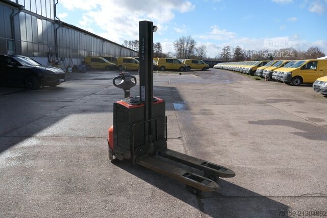 Hochhubwagen bt SWE 080L