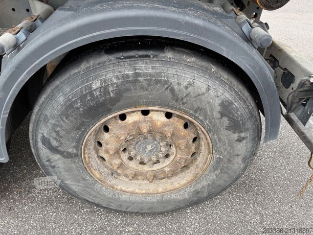 Kipper Auflieger SCHMITZ CARGOBULL SKI 24 SL 06 7.2. Kipper .