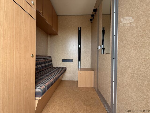 Transport de chevaux Mercedes-Benz Sprinter PAARDENWAGEN | HORSETRUCK | ROELOFSEN ...