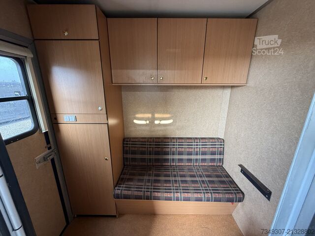 Transport de chevaux Mercedes-Benz Sprinter PAARDENWAGEN | HORSETRUCK | ROELOFSEN ...