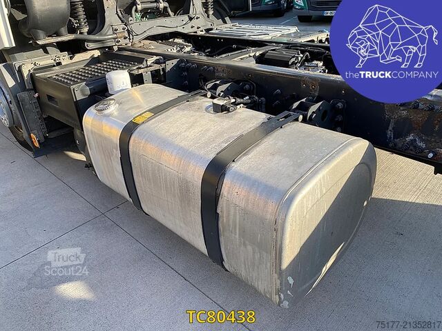 Chassis com cabina Volvo FH 460