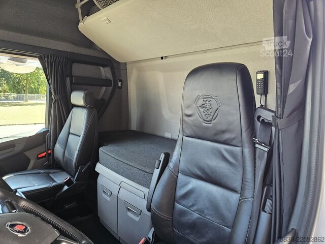 Scania S770 8x4/4 / 180.000 KG / IDRAULICO Scania S770 8x4/4 / 180.000 KG / HYDRAULIC