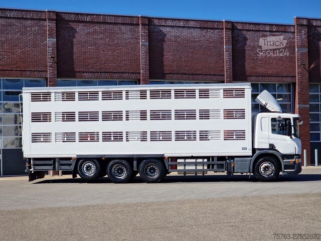 Trasporto del bestiame Scania P400 8x4*4 - 2/3 deck livestock Guiton 29.78M2 ...