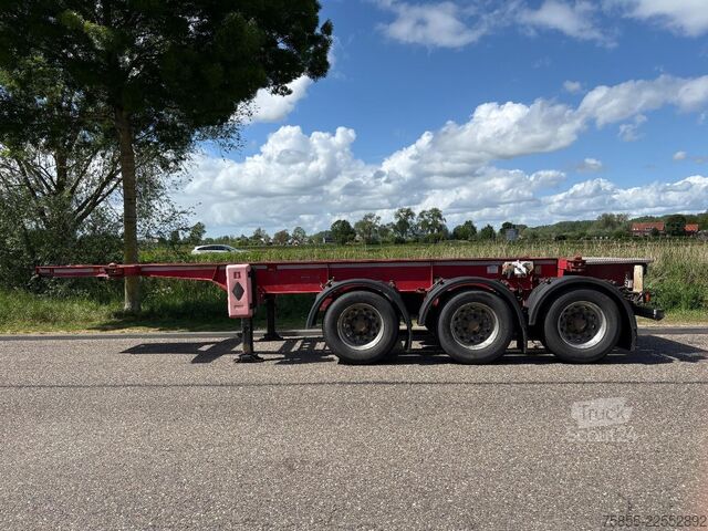 Konteineru pārvadājumi Schmitz Cargobull SCF24 20FT Chassis / Tank / ADR / BPW Axles / D...