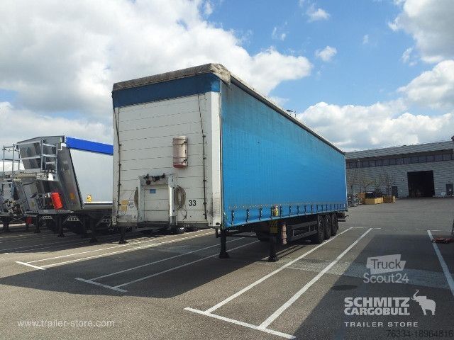 Auflieger mit Pritsche & Plane Schmitz Cargobull Semitrailer Curtainsider Standard