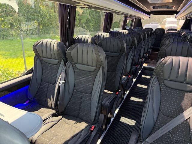 Minibus Iveco Daily 70C21 Revolution Tourism ERNER