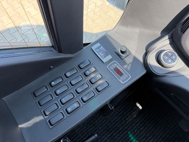 Minibus Iveco Daily 70C21 Revolution Tourism ERNER