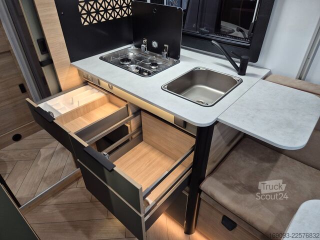 Polintegriran avtodom CHAUSSON X640 Exclusive Line *MJ27*Lithium*Drive*Arctic