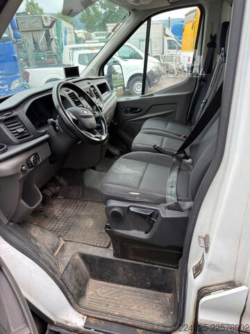 Furgoneta caja FORD TRANSIT 2.0 KOFFER + LBW *MOTORSCHADEN*