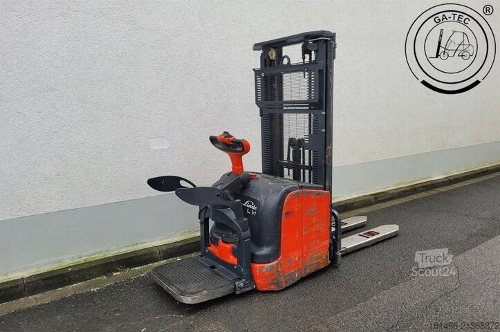 RG Waalwijk B.V. RG Waalwijk B.V. RG Waalwijk B.V.