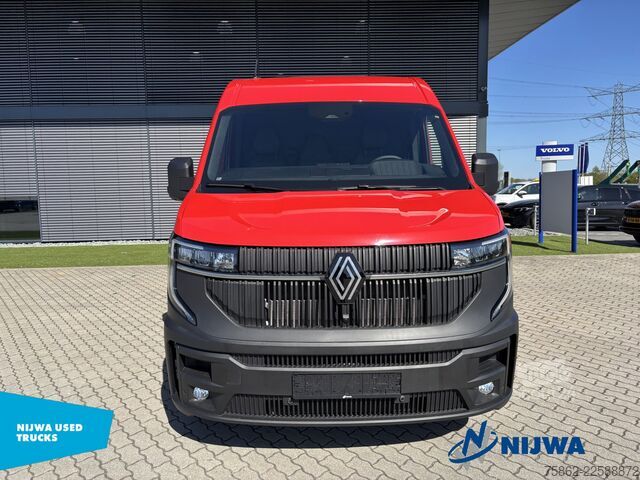 панелен ван Renault Master 130 L2H2 Carplay + Betimmering