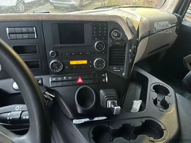 Standard-SZM Mercedes-Benz Actros 1840 4X2 679.306KM NL Truck