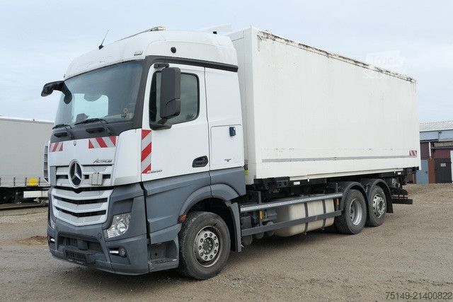 Caminhão com carroçaria intercambiável MERCEDES-BENZ 2545 L Actros 6x2, Retader, für Bohrgeräte, AHK