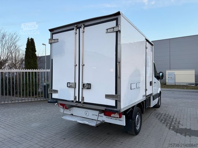 Soğutucu kasa panelvan MERCEDES-BENZ Sprinter 319 CDI V6 Kühlkoffer/ThermoKing V300