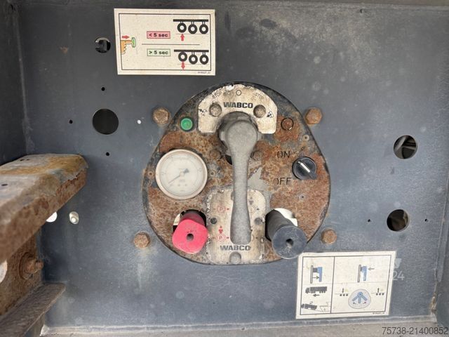 Pašizgāzēja puspiekabe LANGENDORF SKA Kippmulde/Stahl-Alu/33 m³/Plane/Luft-Lift