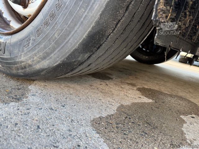 Ανοιχτό ημιρυμουλκούμενο με μουσαμά SCHMITZ CARGOBULL SCB*S3T *  * HUBDACH * LIFTACHSE * VOLUMEN*