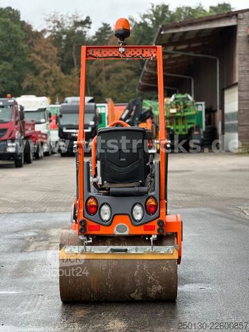 Rouleau monocylindre HAMM HD 10VV Tandem Walze 22PS 2021