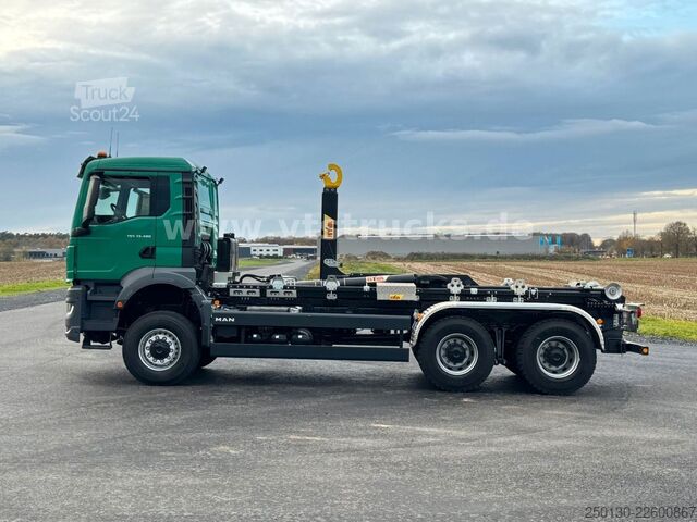 Camion benne à bras amovible MAN TGS 33.480 6x6 BL HYVA 26-55-S AK *NEU*