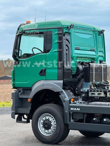 Camion benne à bras amovible MAN TGS 33.480 6x6 BL HYVA 26-55-S AK *NEU*