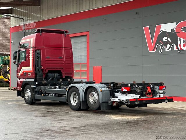 Camion porte-caisses amovibles MAN TGX 26.460 6x2 LL / EBA / LGS / ACC / NLA / BÄR