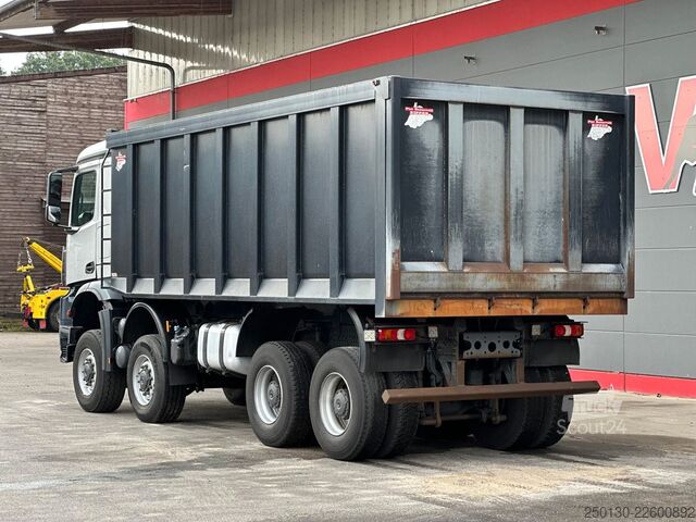Camion benne MERCEDES-BENZ Arocs 4148 8x8 BB Piet Ruizeveld AK