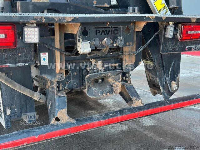 Camion forestier MAN TGX 33.580 6x4 BL PAVIC Holz & TAJFUN 130ZK