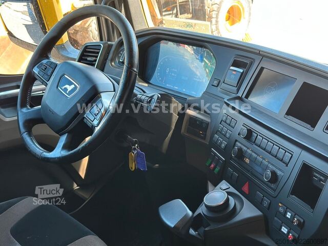 Camion forestier MAN TGX 33.580 6x4 BL PAVIC Holz & TAJFUN 130ZK