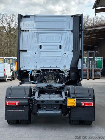 Tracteur routier standard MERCEDES-BENZ Actros 1853 LS 4x2 BL Schubbodenhydraulik