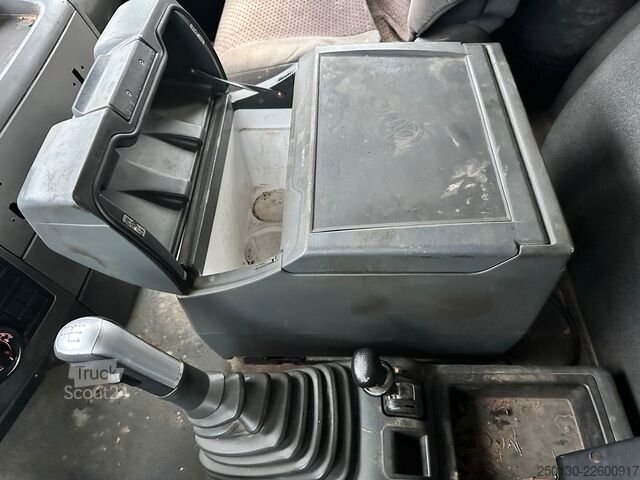 Camion-benne tricar MAN TGS 35.480 8x6BB Meiller Bordmatik *Motorschaden