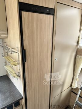 Alkovinis kemperis Bürstner Lyseo Time A 660 G 6 Sitzpl., Aufbauklima, SAT/TV