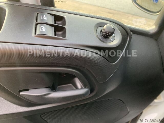 شاحنة صغيرة بيك أب IVECO Daily 70C18H MY26 DOKA PRITSCHE DIFFS NAVI AHK