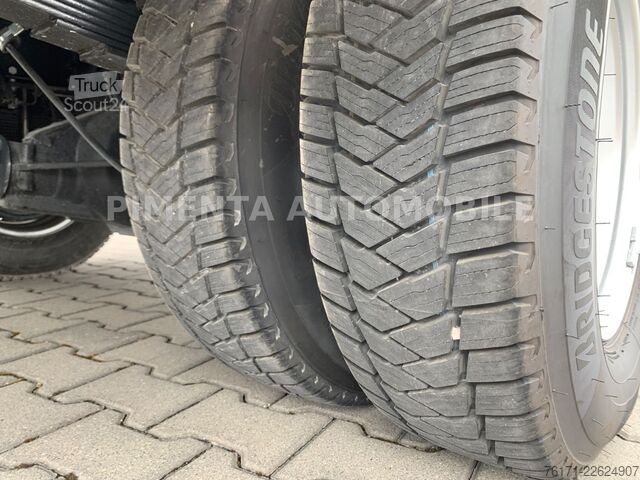 شاحنة صندوقية IVECO Daily 70C18A8P MY26 KOFFER AUT LBW LUFTF LED AHK