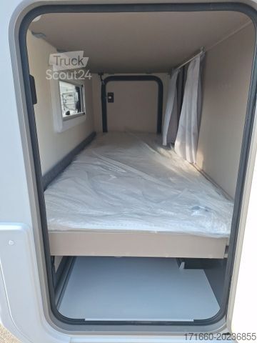 Autorulotă semi-integrată BÜRSTNER Campeo TD 676 G 3. Etagenbett* 5 Personen*3,5 T*