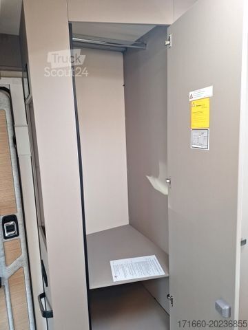 Autorulotă semi-integrată BÜRSTNER Campeo TD 676 G 3. Etagenbett* 5 Personen*3,5 T*