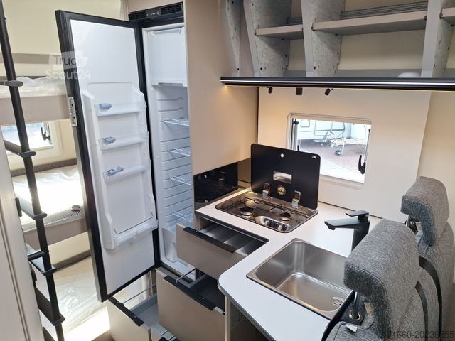 Autorulotă semi-integrată BÜRSTNER Campeo TD 676 G 3. Etagenbett* 5 Personen*3,5 T*