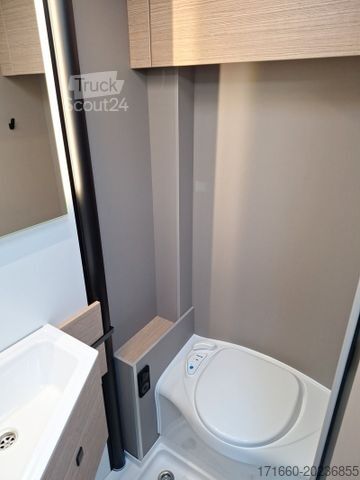 Autorulotă semi-integrată BÜRSTNER Campeo TD 676 G 3. Etagenbett* 5 Personen*3,5 T*
