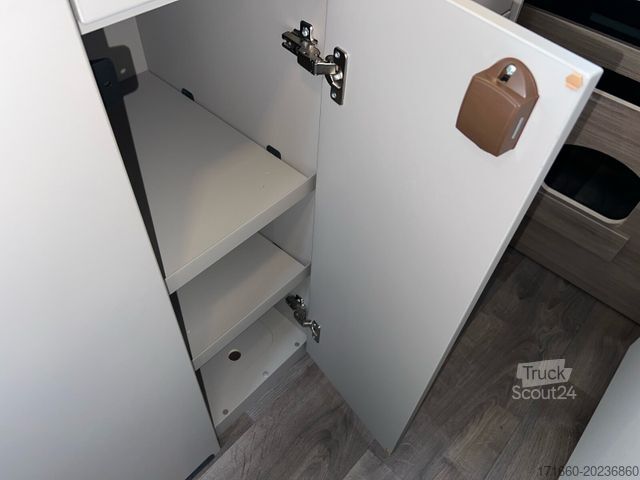 Lakóautó CARADO pro CV 600