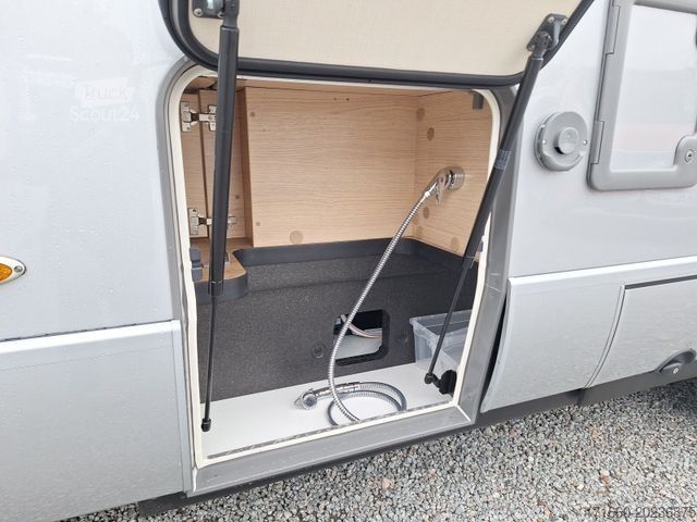 Félintegrált lakóautó HYMER/ERIBA B-Klasse MC T 580 Edition1One