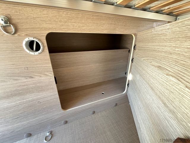 Camping-car BÜRSTNER Campeo C 640