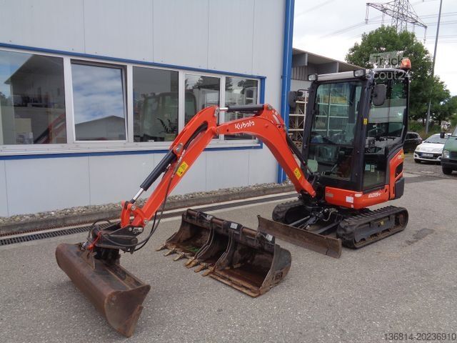 Mini bager KUBOTA KX019-4 SW + 4 x Löffel