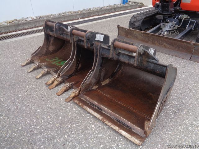 Miniekskavators KUBOTA KX019-4 SW + 4 x Löffel