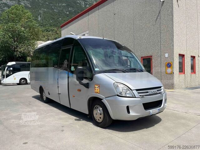 Iveco Unvi Compa, 2010, 27 miest na sedenie, Euro 5 Iveco Unvi Compa