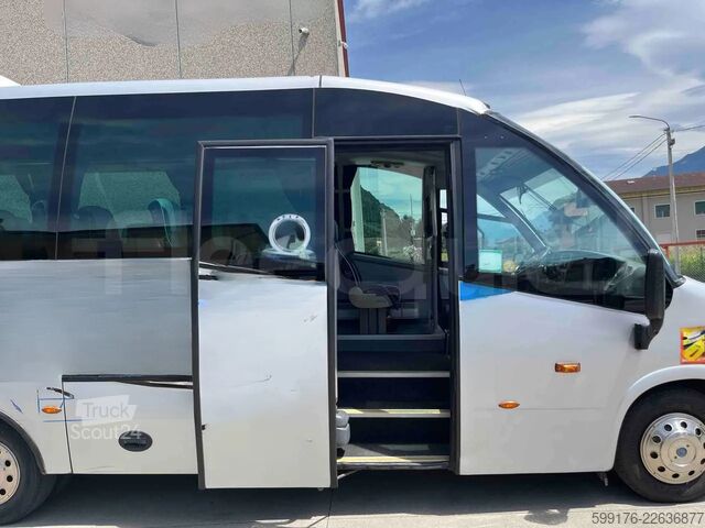 Iveco Unvi Compa, 2010, 27 miest na sedenie, Euro 5 Iveco Unvi Compa