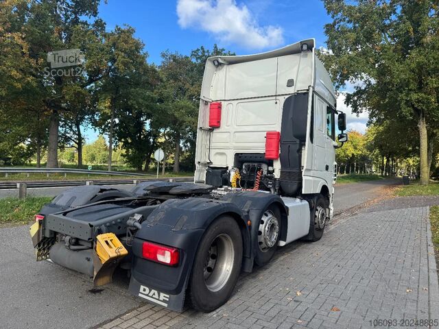 Estándar-SZM DAF XF 530 6 x 2  Superspace Smart tacho