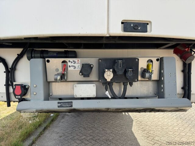 Рефрижераторная/морозильная транспортировка Chereau 2 Asser / Carrier Vector 1950 MT / Duo Temp / T...
